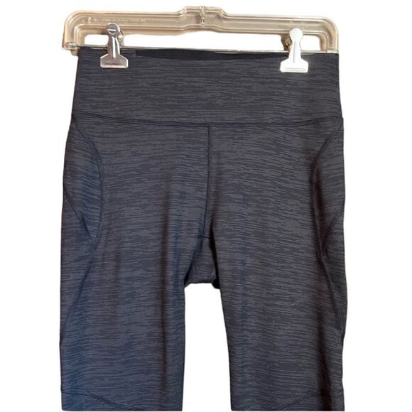 Outdoor voices grey leggings. Size medium.‎ - Picture 2 of 8